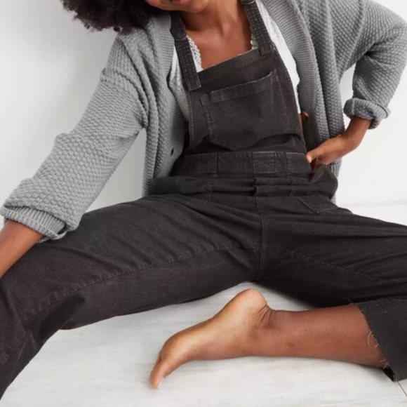 Aerie Corduroy Overalls - Picture 2 of 8